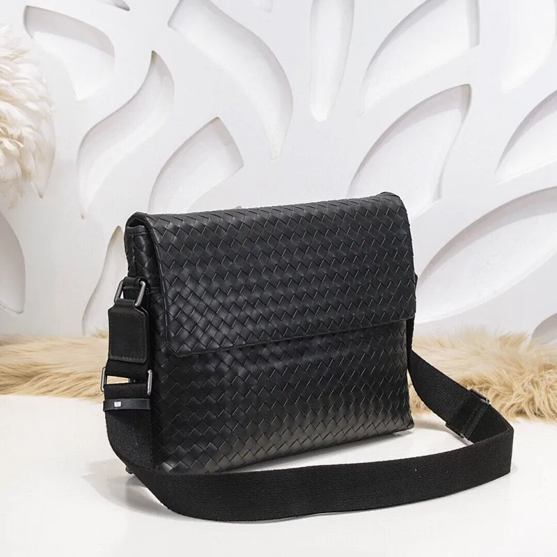 All categories 💚 Top version men’s bags 💚 BV 2024 new BV crossbody bag